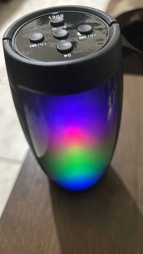 Parlante a blutuee y luz led