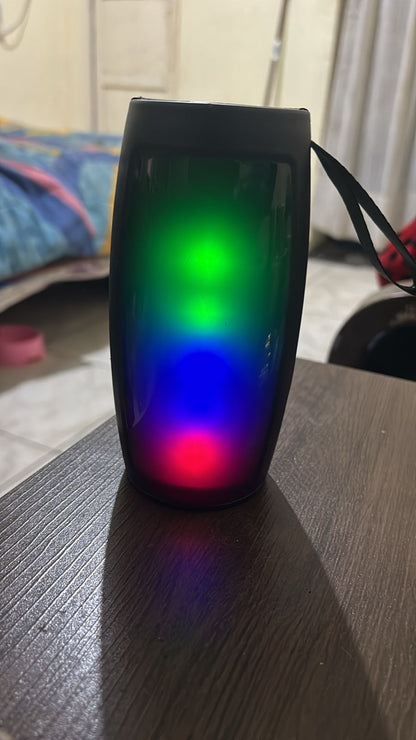 Parlante a blutuee y luz led